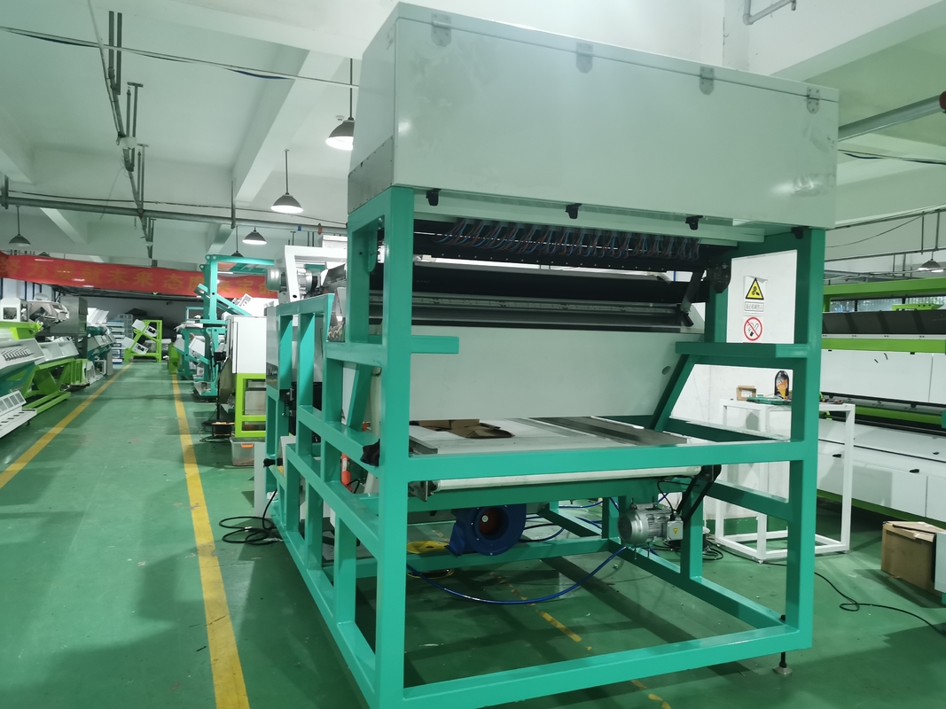 Machine de tri des couleurs de verre de recyclage à haute capacité pour le mélange du verre