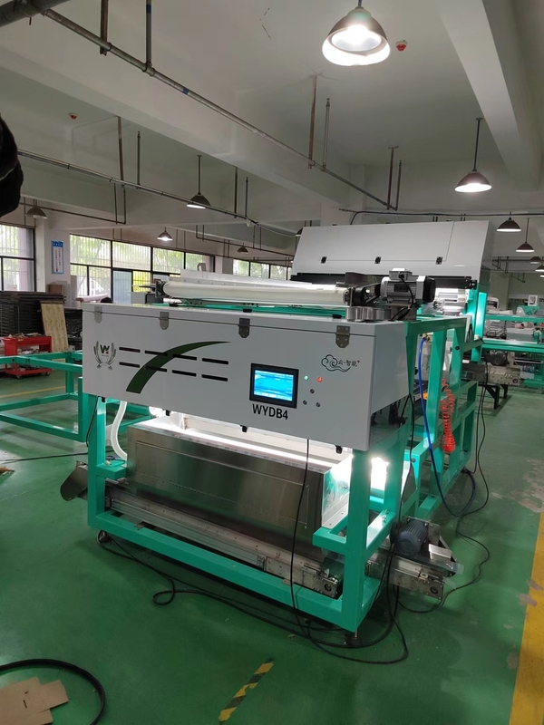 La machine de tri des couleurs au quartz de la pierre de minerai sec intègre des technologies de tri de la lumière visible