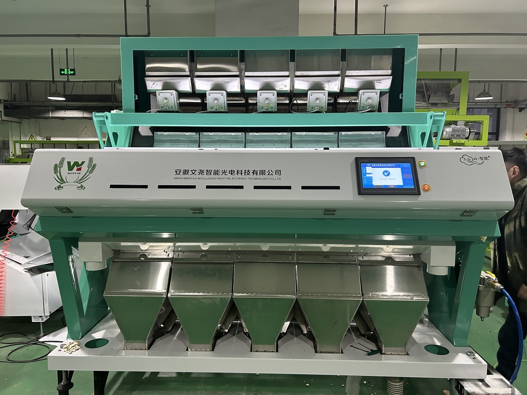 Machine de tri des couleurs de riz à haute efficacité 220V / 50HZ pour le tri précis du riz parboiled