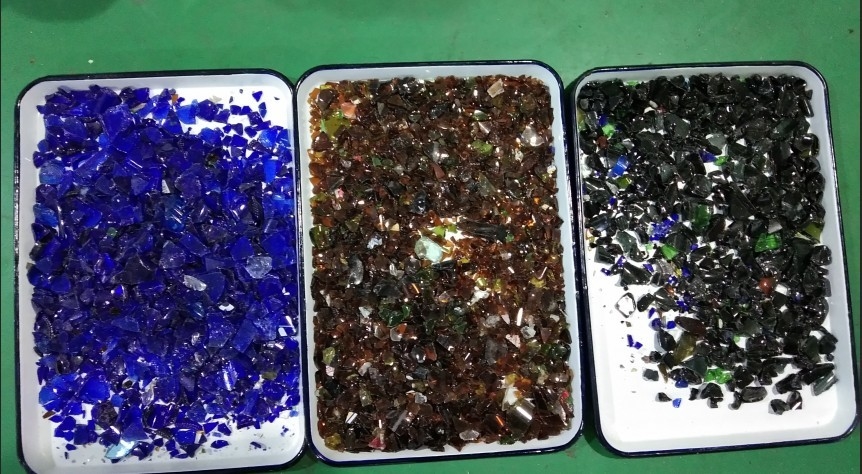 Machine de tri des couleurs de verre de recyclage à haute capacité pour le mélange du verre