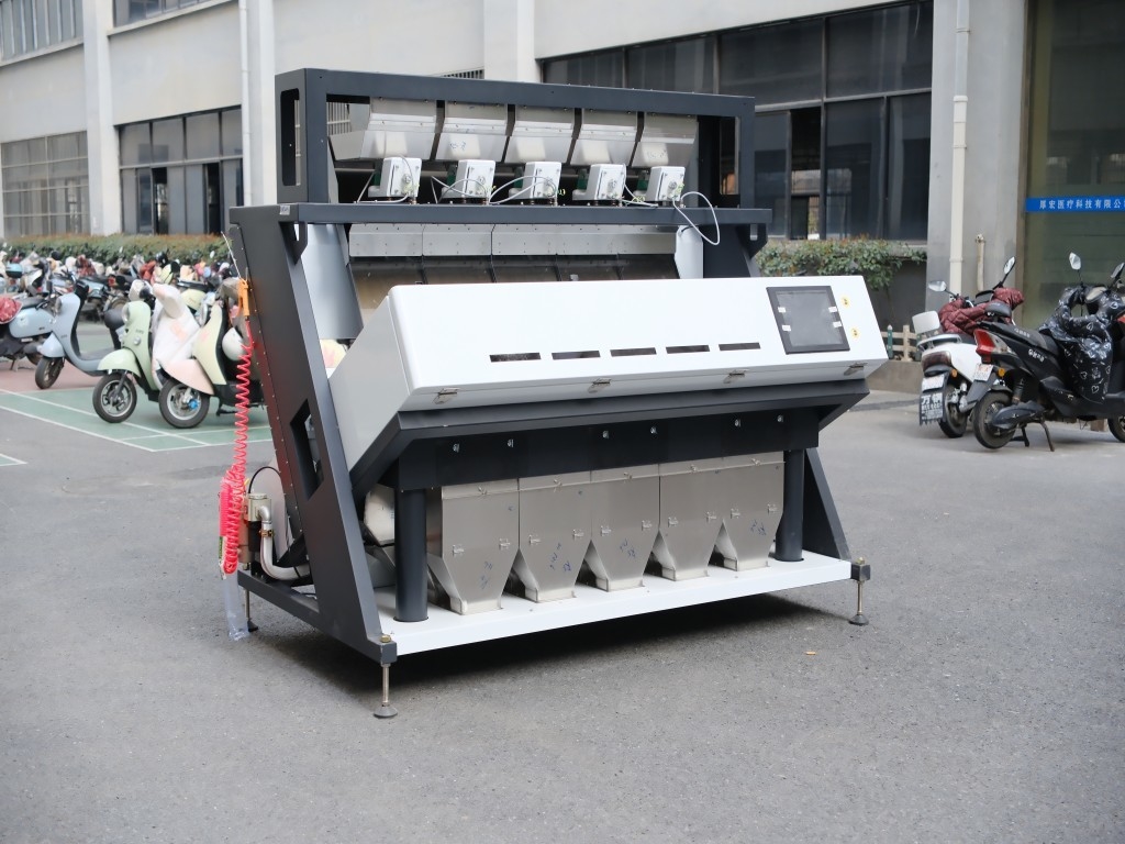 Machine de tri des noix de macadamia de grande capacité ouverte Pistachios machine à coquille de noix d'amande machine de concassage de couleur de tri