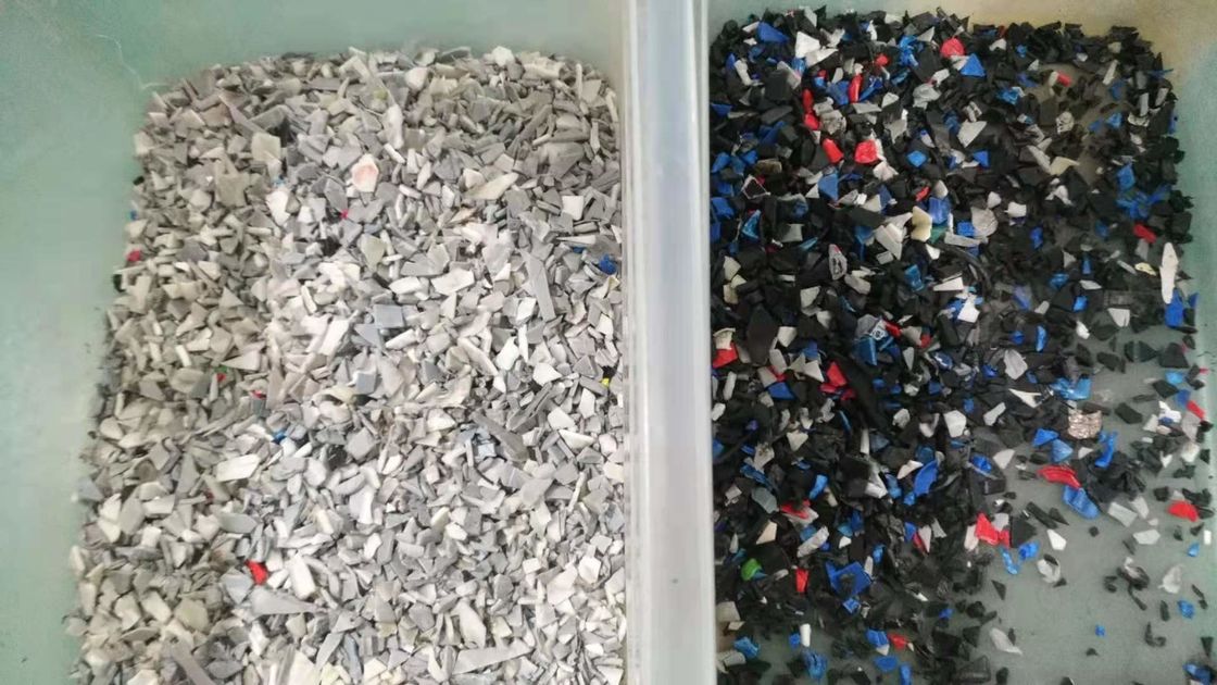 Les granules en plastique de flocons colorent la ceinture Wideth de la trieuse 1200mm
